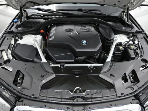 Used 2023 BMW 530i w/ Convenience Package image 23