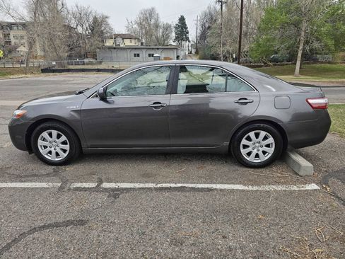 Used 2007 Toyota Camry Hybrid image 2