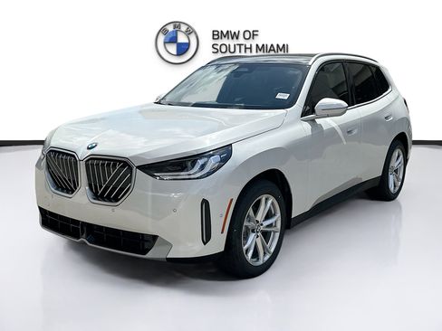 New 2025 BMW X3 xDrive30i w/ Convenience Package image 3