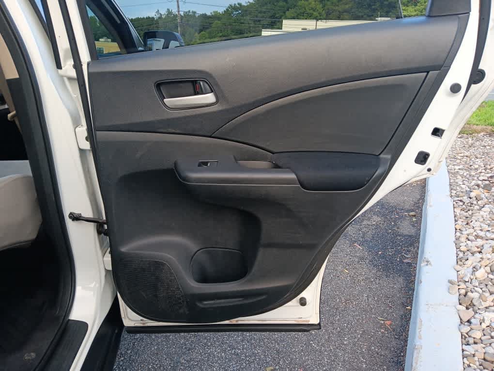 Used 2016 Honda CR-V SE image 30