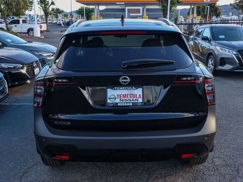 New 2026 Nissan Kicks SV image 5