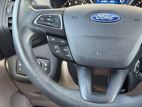 Used 2018 Ford Escape SE w/ SE Sync 3 Package FWD image 16