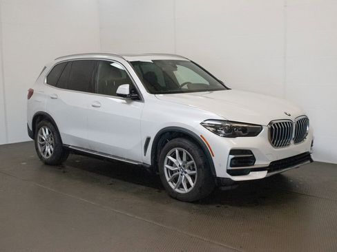 Certified 2022 BMW X5 xDrive40i w/ Premium Package AWD/4WD image 1