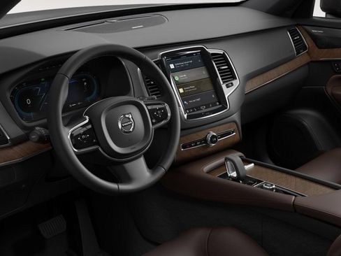 Certified 2023 Volvo XC90 B6 Plus w/ Protection Package AWD/4WD image 6