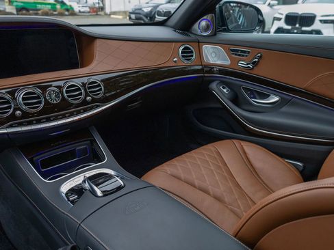 Used 2018 Mercedes-Benz Maybach S 560 4MATIC image 49