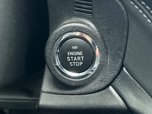 Used 2024 Subaru Outback Premium image 19