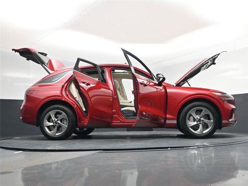 New 2026 Genesis GV70 2.5T Select image 21