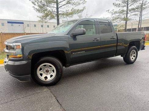 Used 2017 Chevrolet Silverado 1500 W/T w/ WT Convenience Package AWD/4WD image 5