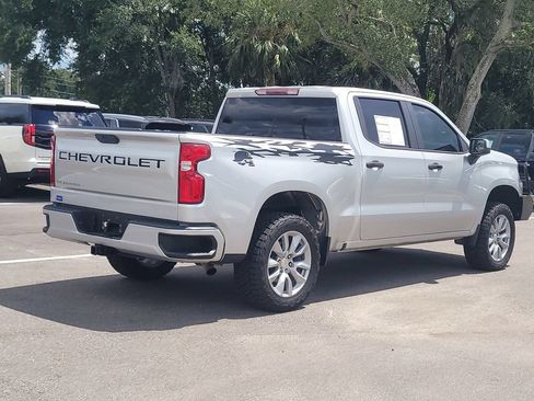 Used 2022 Chevrolet Silverado 1500 Custom AWD/4WD image 4
