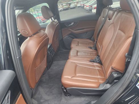 Used 2017 Audi Q7 3.0T Premium Plus image 10