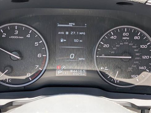 Certified 2026 Subaru Crosstrek 2.5i Premium AWD/4WD image 11