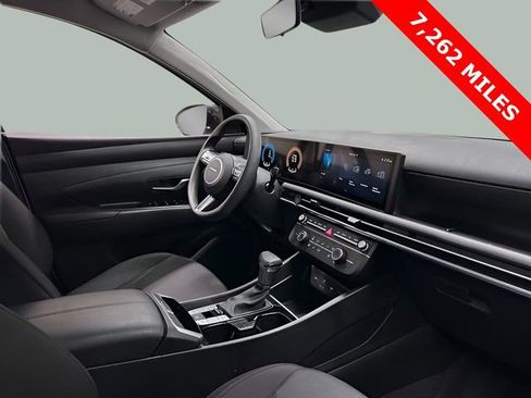 Used 2025 Hyundai Tucson SE image 15