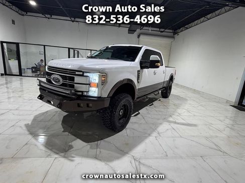 Used 2017 Ford F250 Lariat w/ Lariat Ultimate Package image 1