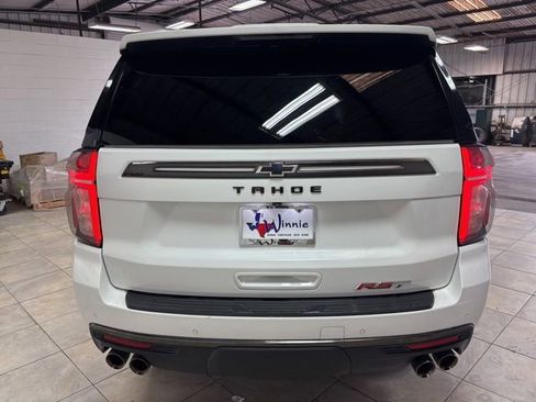 Used 2022 Chevrolet Tahoe RST w/ Sport Performance Package image 7