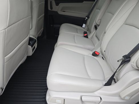 New 2026 Honda Odyssey EX-L image 11
