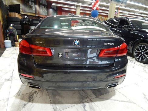 Used 2020 BMW 540i xDrive w/ M Sport Package image 6