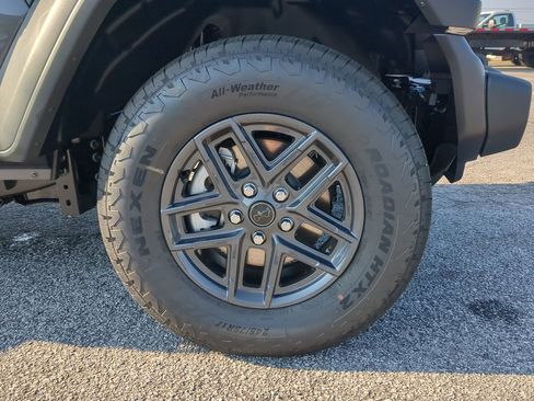 New 2025 Jeep Wrangler Sport S image 9