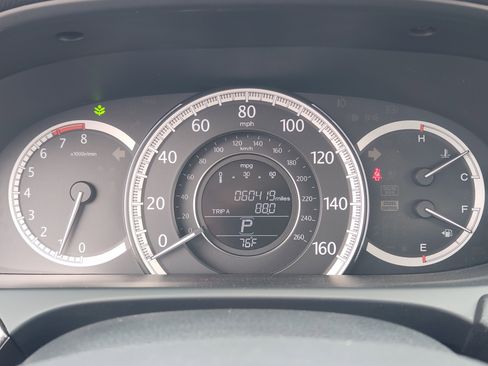 Used 2014 Honda Accord LX image 16