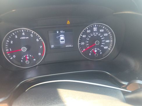 Used 2021 Kia Forte LXS FWD image 10