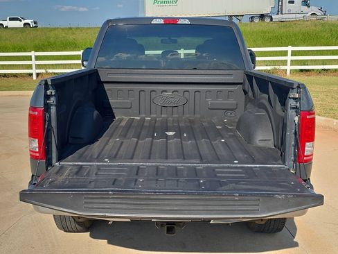 Used 2017 Ford F150 XLT w/ Equipment Group 302A Luxury AWD/4WD image 12