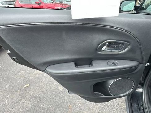 Used 2016 Honda HR-V EX-L image 30