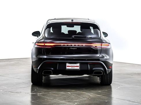 Used 2024 Porsche Macan w/ Premium Plus Package image 3