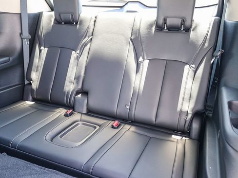 Certified 2026 INFINITI QX60 Luxe w/ Cargo Package FWD image 19