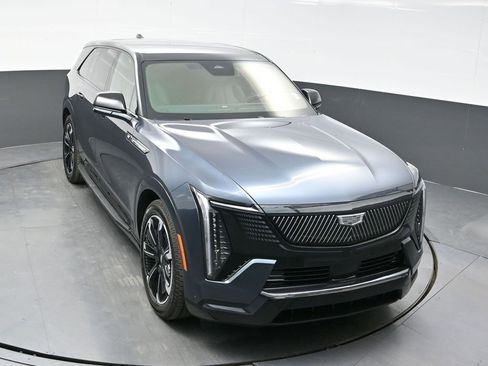Certified 2026 Cadillac Escalade IQ Sport 2 AWD/4WD image 33