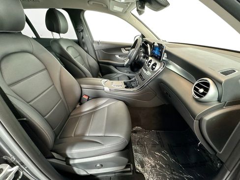 Used 2022 Mercedes-Benz GLC 300 image 25