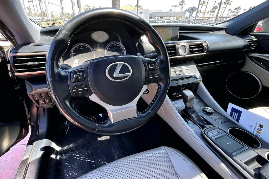 Used 2015 Lexus RC 350 w/ Luxury Package RWD image 7