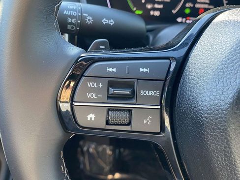 Certified 2025 Honda Civic Sport image 18