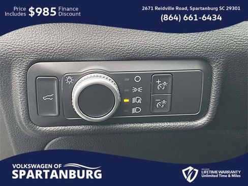 Used 2022 Ford Explorer XLT image 21