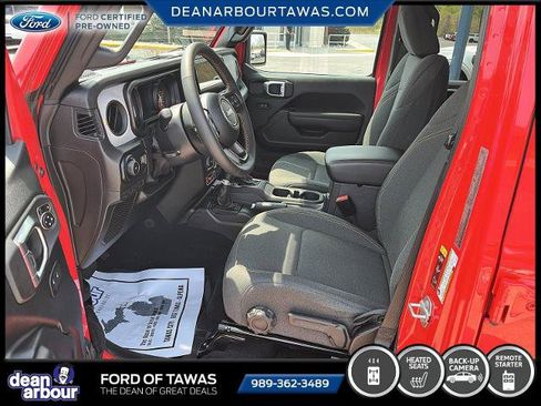 Used 2024 Jeep Wrangler Unlimited Sport AWD/4WD image 2