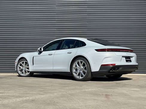 New 2026 Porsche Panamera 4 image 3