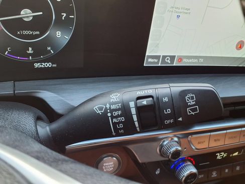 Used 2023 Kia Telluride SX Prestige X-Line AWD/4WD image 26