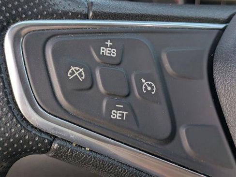 Used 2019 Chevrolet Malibu LT image 13