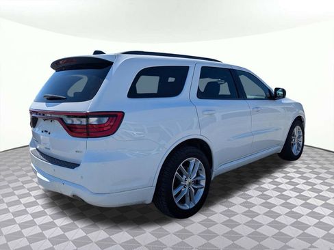 Used 2024 Dodge Durango GT image 3