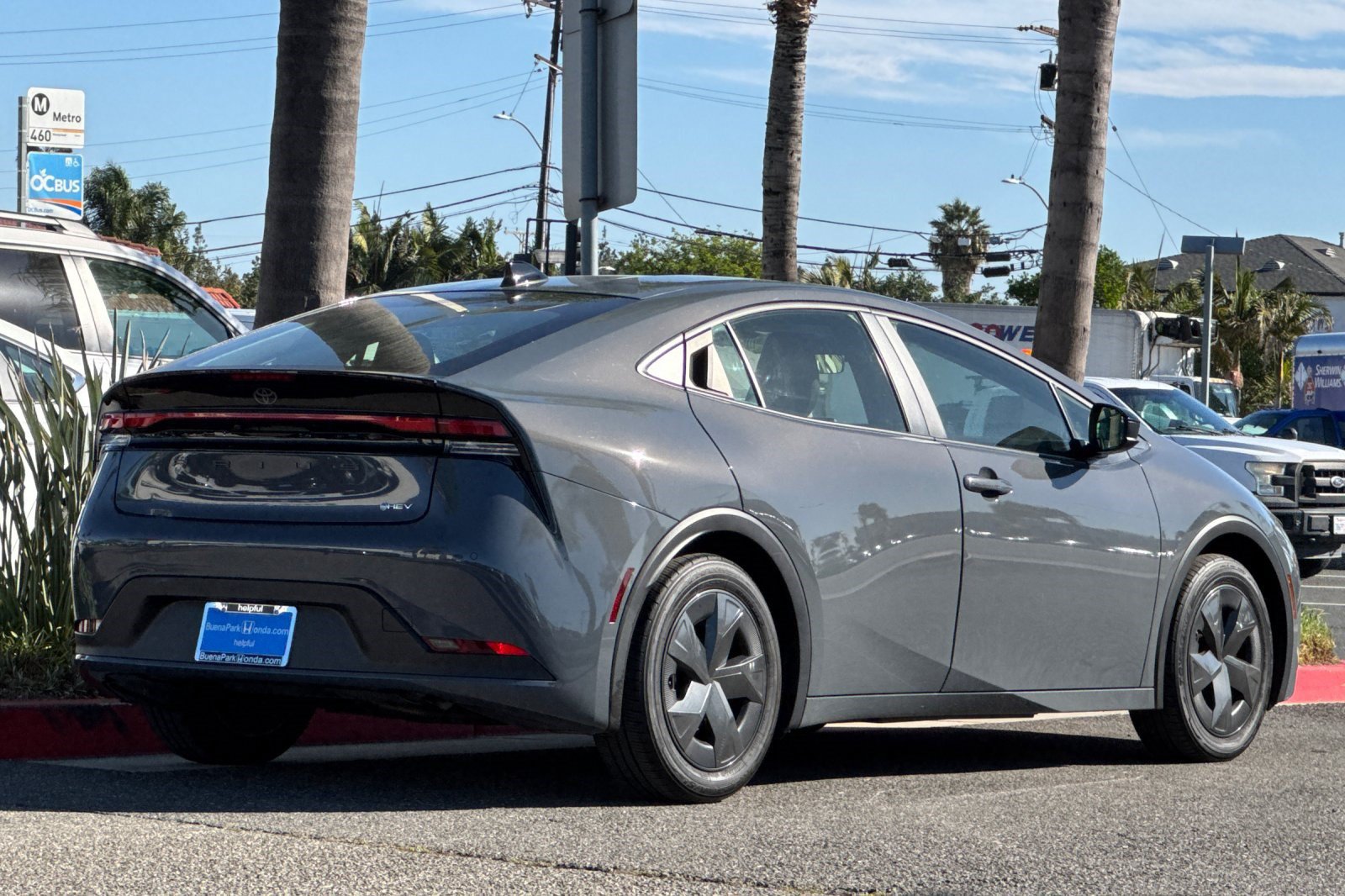Used 2026 Toyota Prius LE FWD image 9