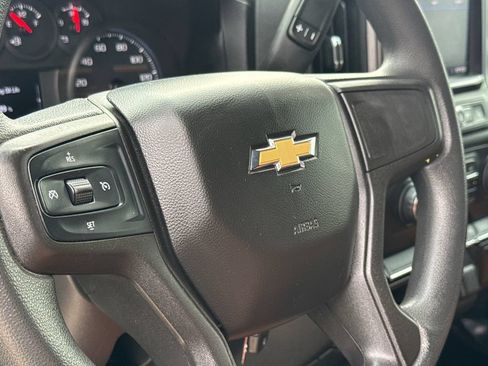 Used 2020 Chevrolet Silverado 1500 Custom w/ Custom Value Package RWD image 18