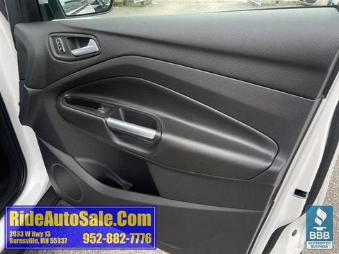 Used 2013 Ford Escape Titanium w/ Class II Trailer Tow Pkg AWD/4WD image 13