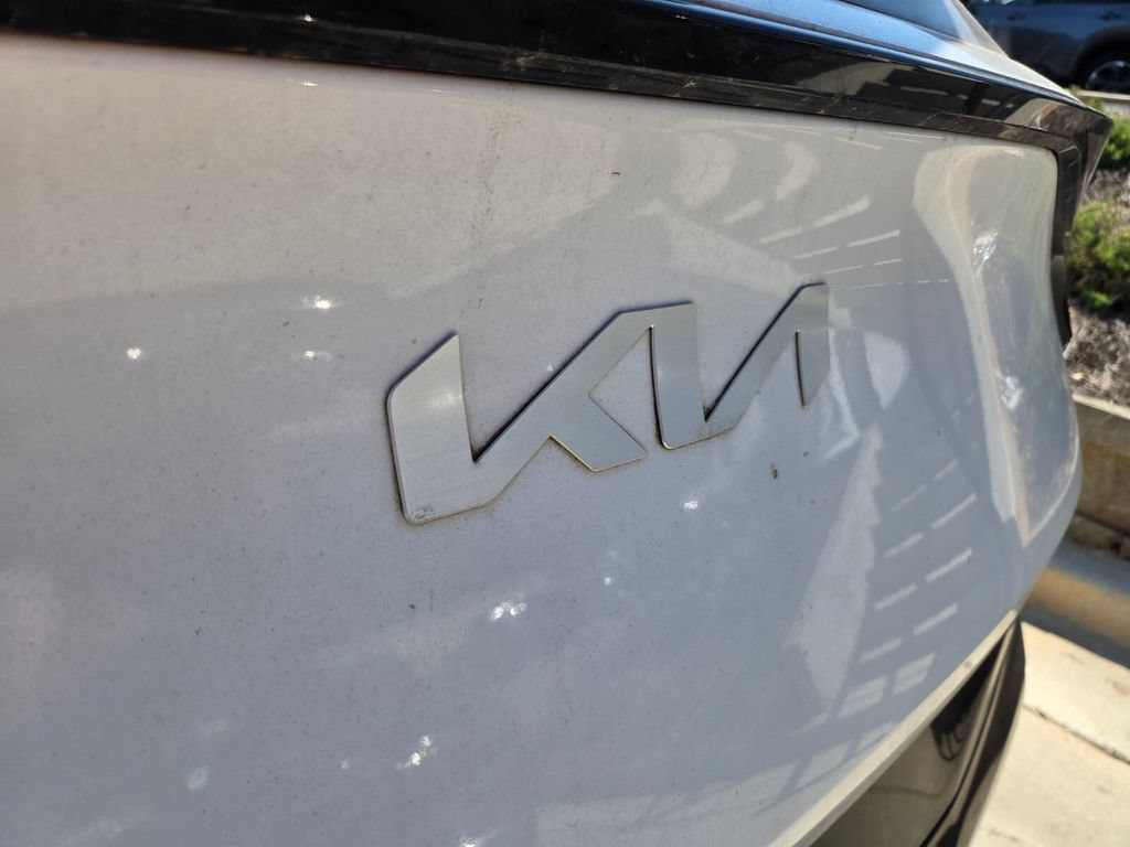 Used 2023 Kia Sportage SX FWD image 3