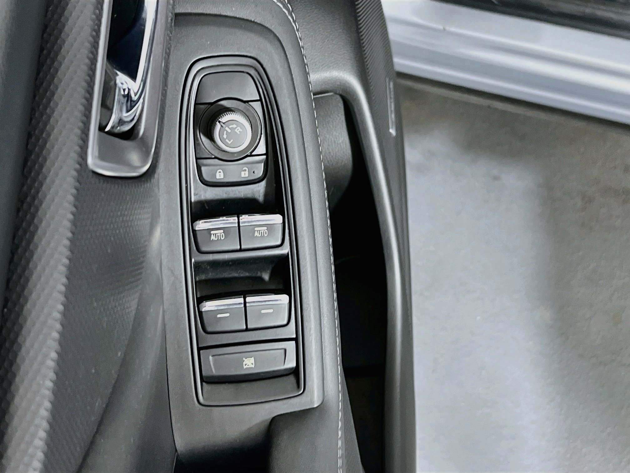 Used 2021 Subaru Forester Limited AWD/4WD image 18