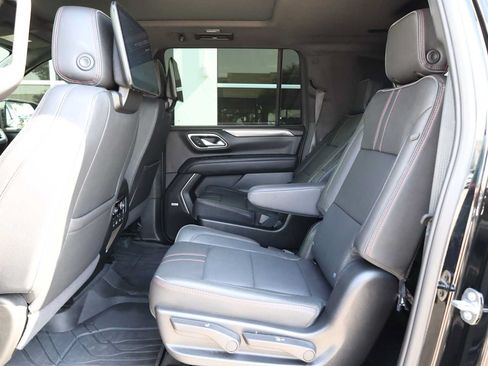 Used 2024 Chevrolet Suburban RST w/ Luxury Package AWD/4WD image 44