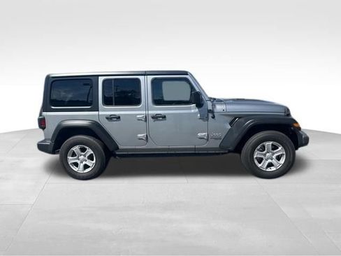 Used 2019 Jeep Wrangler Unlimited Sport S AWD/4WD image 13