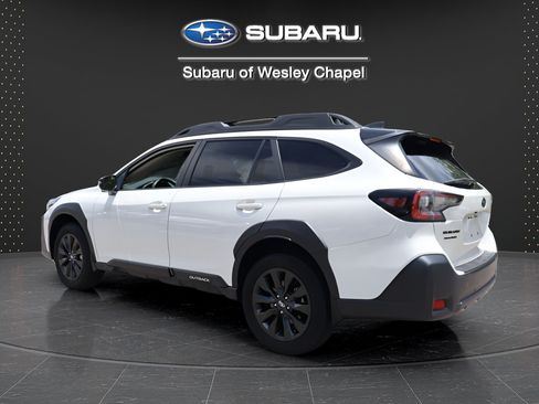 Used 2025 Subaru Outback Onyx Edition w/ Popular Package #2 AWD/4WD image 5
