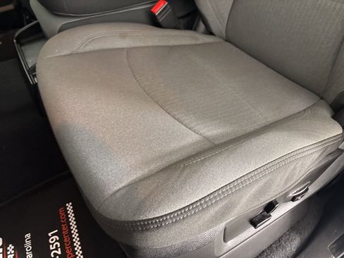 Used 2024 RAM 3500 Big Horn image 9