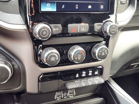 New 2026 RAM 1500 Express image 14