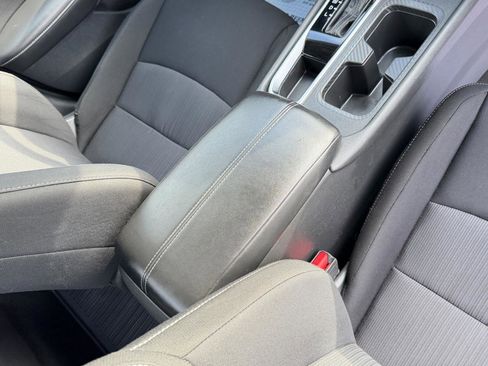 Used 2022 Nissan Sentra SV FWD image 46
