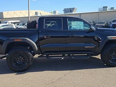New 2026 GMC Canyon AT4X w/ AT4X AEV Edition AWD/4WD image 11