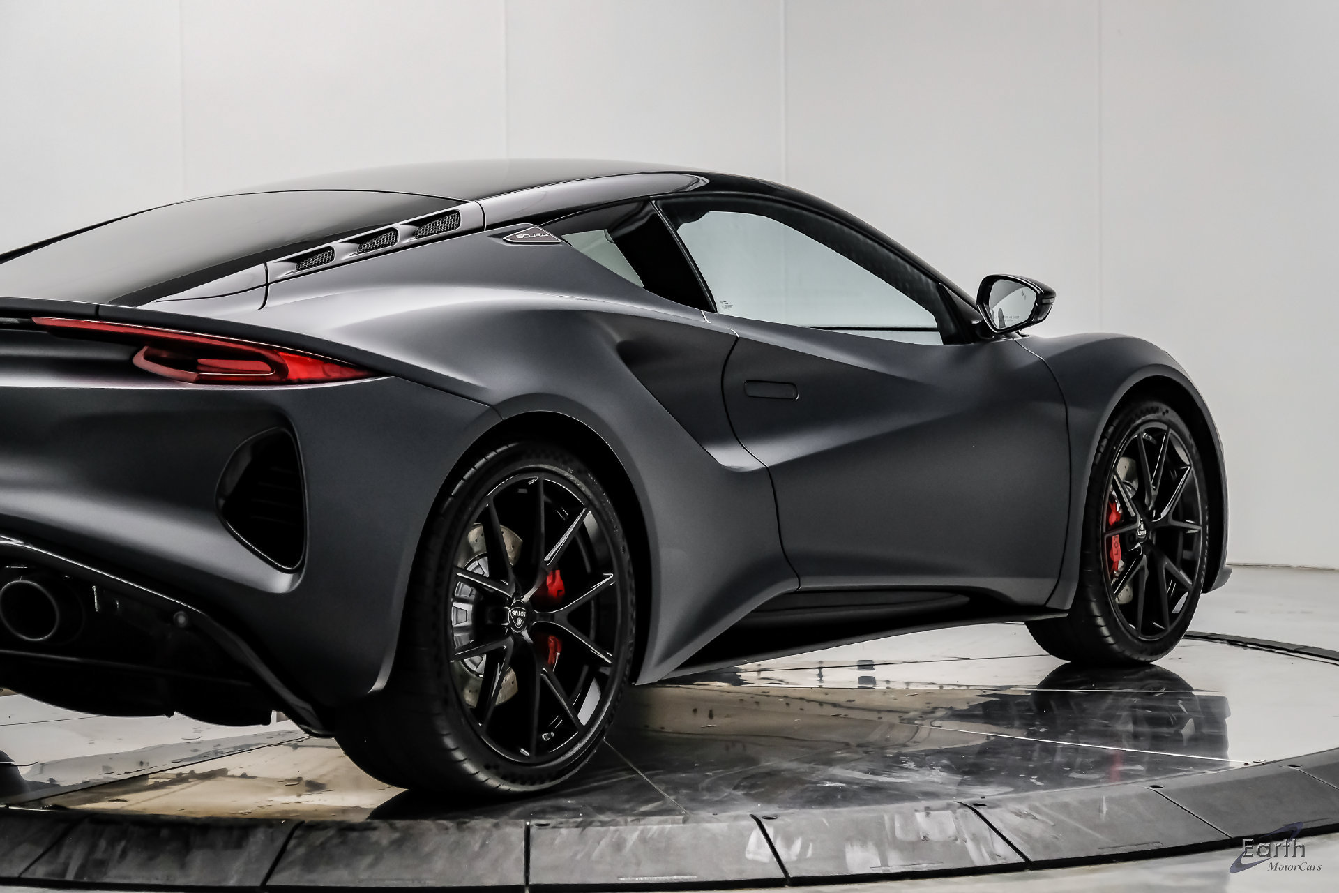 Used 2026 Lotus Emira RWD image 23